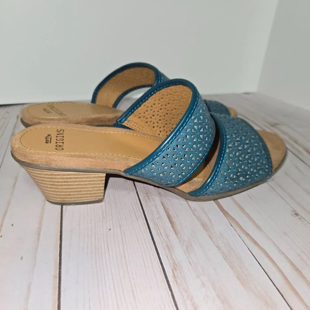 Earth Origins Women's, Cayla Sandal Teal Size 9